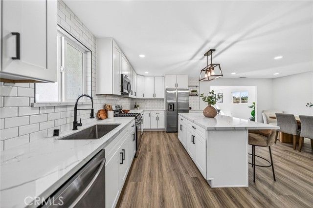 7693 Woodbine, San Diego, CA 92114