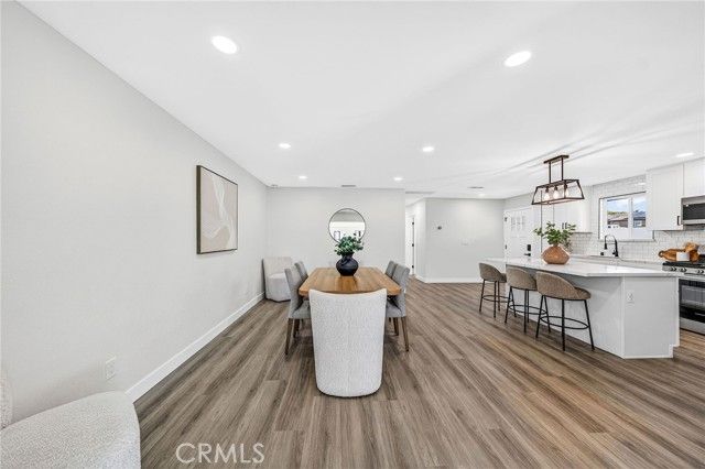 7693 Woodbine, San Diego, CA 92114