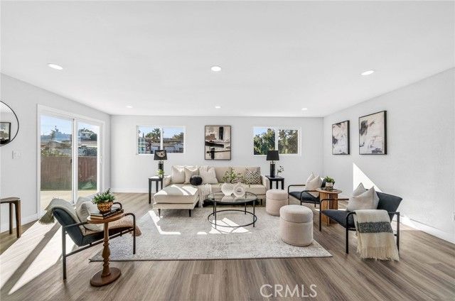 7693 Woodbine, San Diego, CA 92114