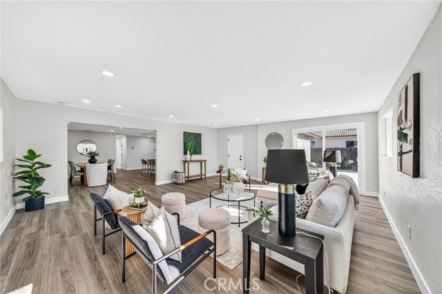 7693 Woodbine, San Diego, CA 92114