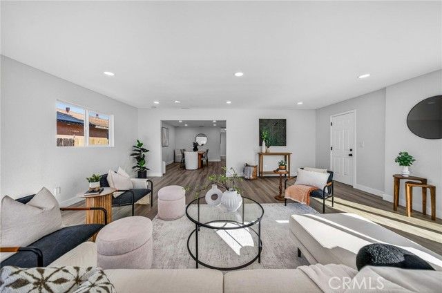 7693 Woodbine, San Diego, CA 92114