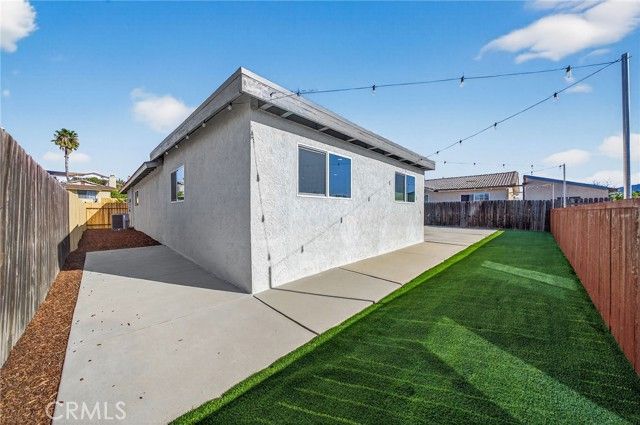 7693 Woodbine, San Diego, CA 92114