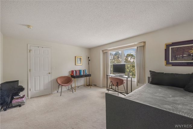 5411 Village Station Circle, Clarence, NY 14221