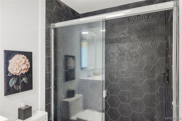 5411 Village Station Circle, Clarence, NY 14221