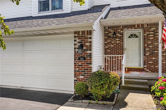 5411 Village Station Circle, Clarence, NY 14221