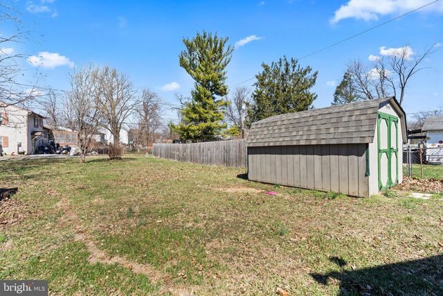 1529 SHERMAN AVE, Hagerstown, MD 21740