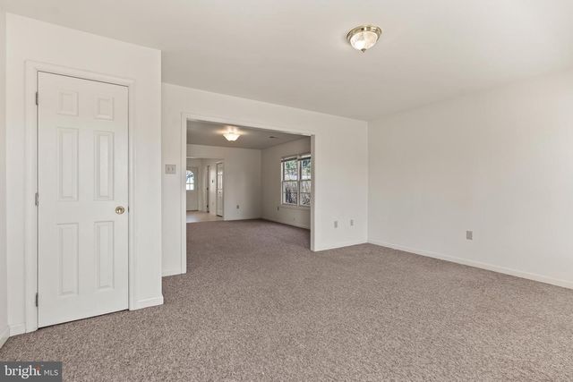 1529 SHERMAN AVE, Hagerstown, MD 21740