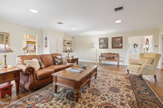 303 Ducharme Lane, Lafayette, LA 70503
