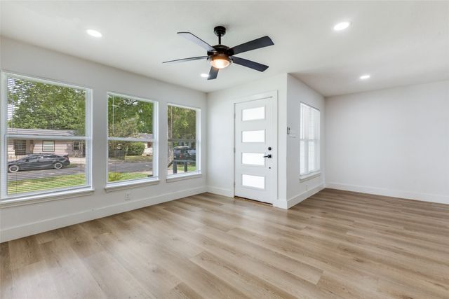 11016 Estacado Drive, Dallas, TX 75228