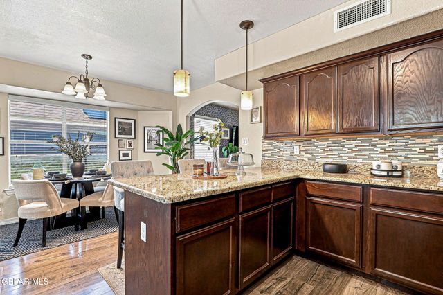 958 Bellissimo Court, El Paso, TX 79932