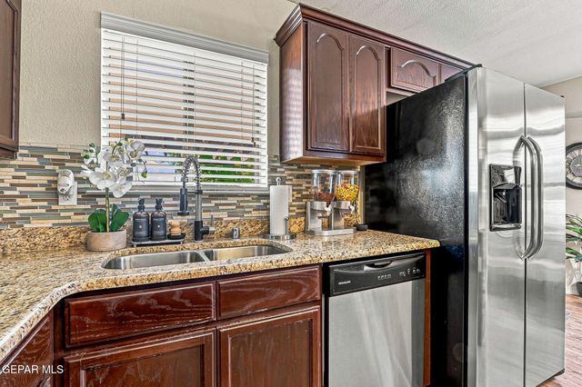 958 Bellissimo Court, El Paso, TX 79932