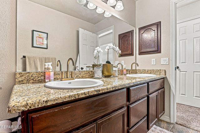 958 Bellissimo Court, El Paso, TX 79932