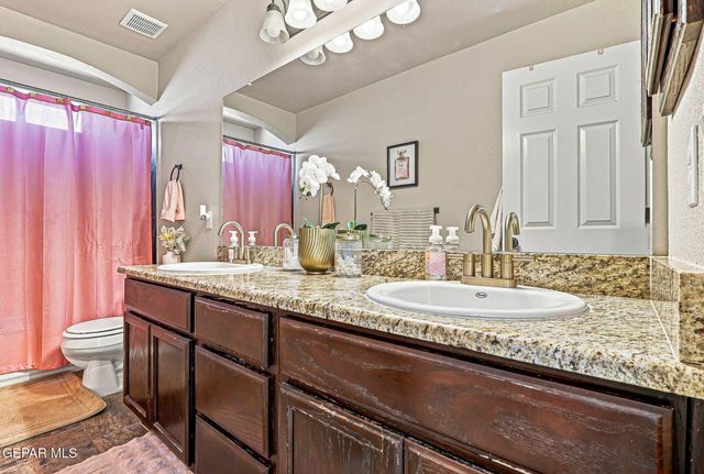 958 Bellissimo Court, El Paso, TX 79932
