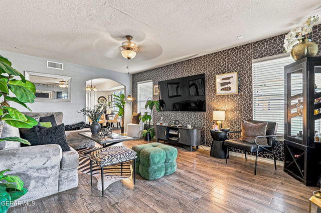 958 Bellissimo Court, El Paso, TX 79932