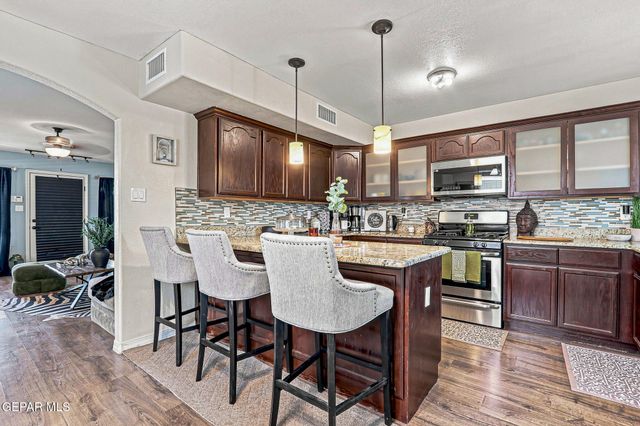 958 Bellissimo Court, El Paso, TX 79932