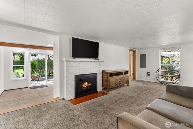 10002 Oak Lane SW, Lakewood, WA 98499