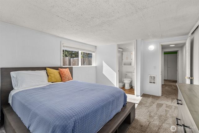 10002 Oak Lane SW, Lakewood, WA 98499