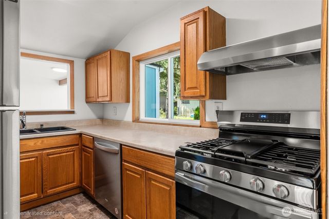 10002 Oak Lane SW, Lakewood, WA 98499