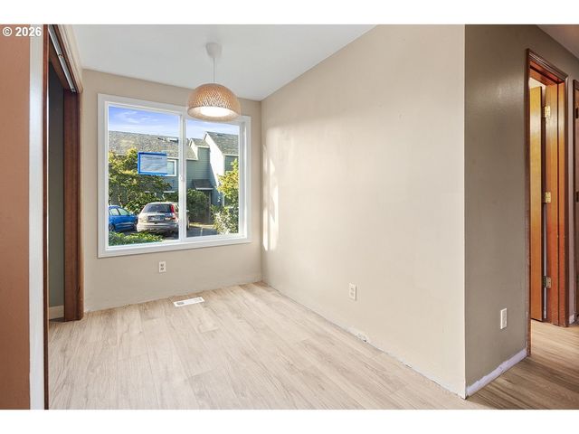 20474 Sw ROSA Dr, Beaverton, OR 97078