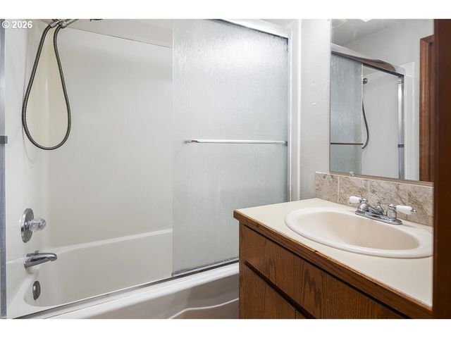 20474 Sw ROSA Dr, Beaverton, OR 97078