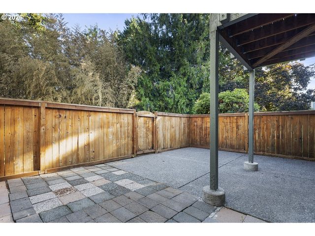 20474 Sw ROSA Dr, Beaverton, OR 97078