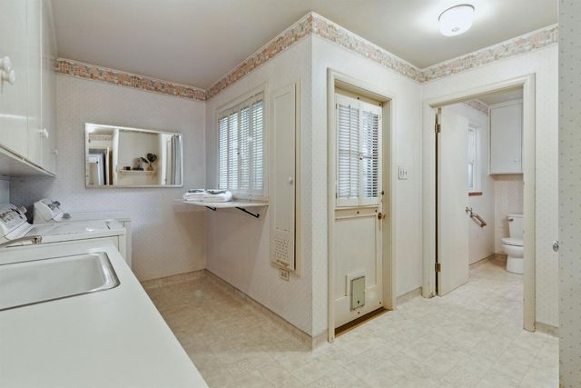 1030 Elmwood Ave, Stockton, CA 95204