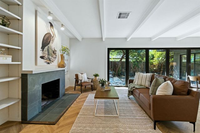 1030 Elmwood Ave, Stockton, CA 95204