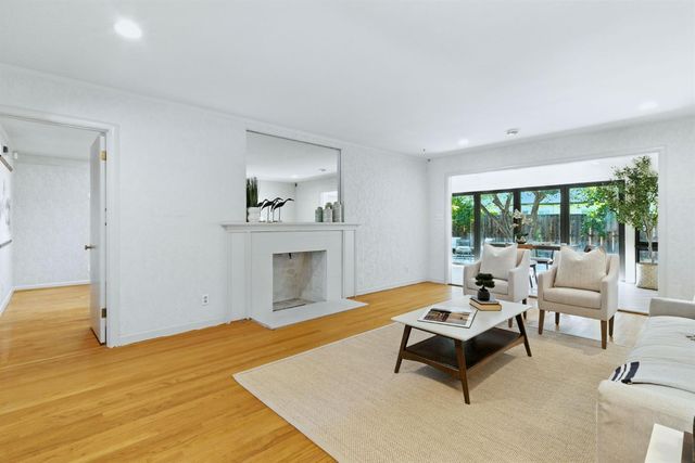 1030 Elmwood Ave, Stockton, CA 95204