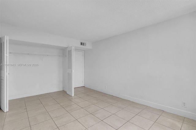 9001 SW 77th Ave C805, Miami, FL 33156