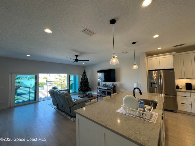 223 6th Avenue, Indialantic, FL 32903