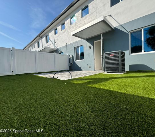 223 6th Avenue, Indialantic, FL 32903