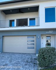 223 6th Avenue, Indialantic, FL 32903