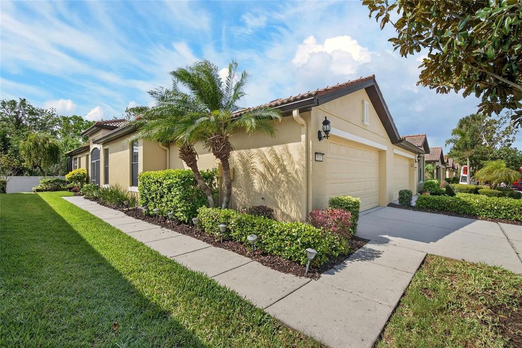 5537 SUNSET FALLS DRIVE, Apollo Beach, FL 33572