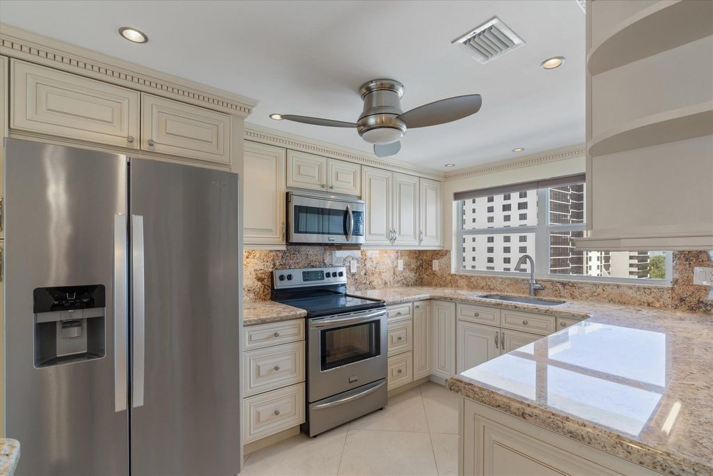 Image 4 of property listing at 3300 S Ocean Boulevard 720-C, Highland Beach, FL 33487
