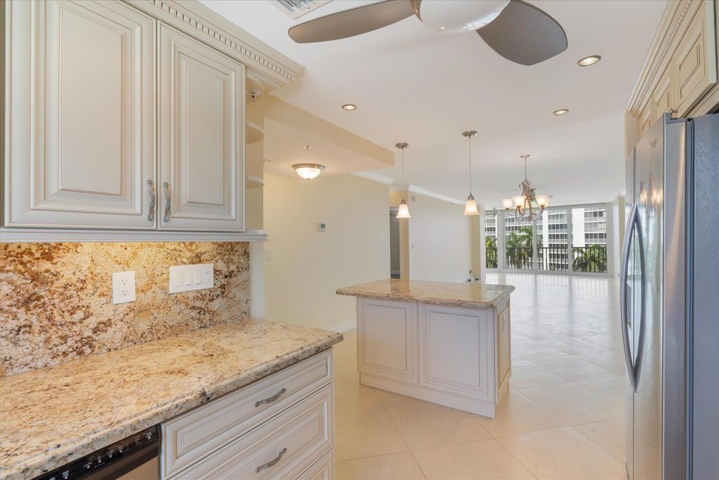 Image 5 of property listing at 3300 S Ocean Boulevard 720-C, Highland Beach, FL 33487