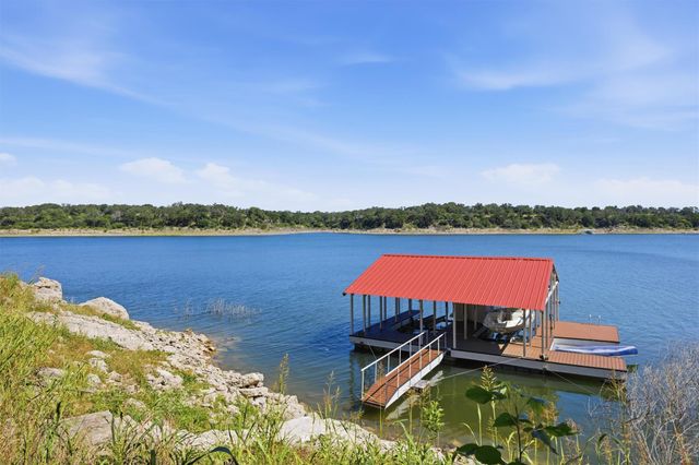 1600 Las Entradas DR, Spicewood, TX 78669