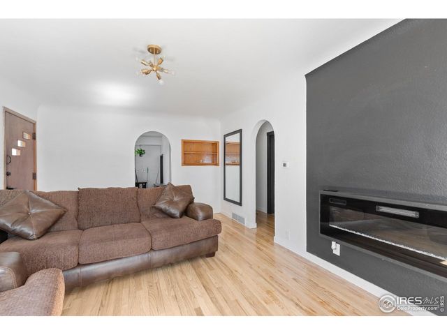 522 E 13th St, Loveland, CO 80537