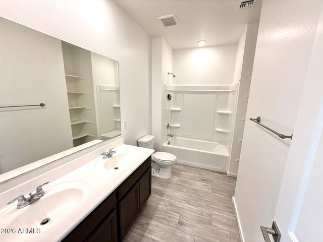 18428 W PUGET Avenue, Waddell, AZ 85355