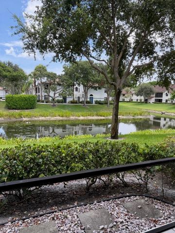 5265 Brisata Circle E, Boynton Beach, FL 33437