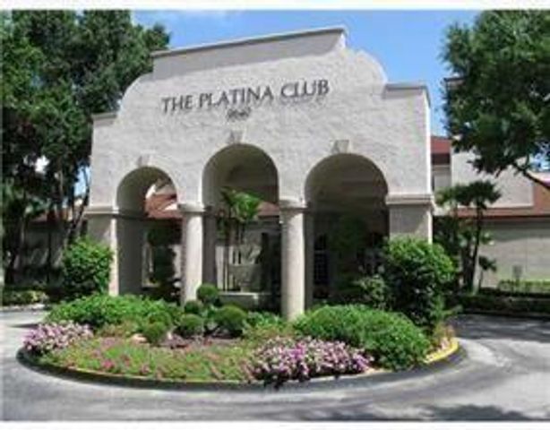 5265 Brisata Circle E, Boynton Beach, FL 33437