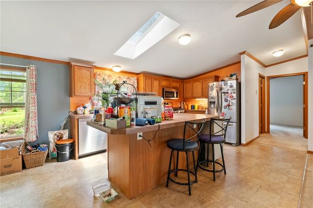 15 Pine Ct, Cranberry Twp, PA 16066