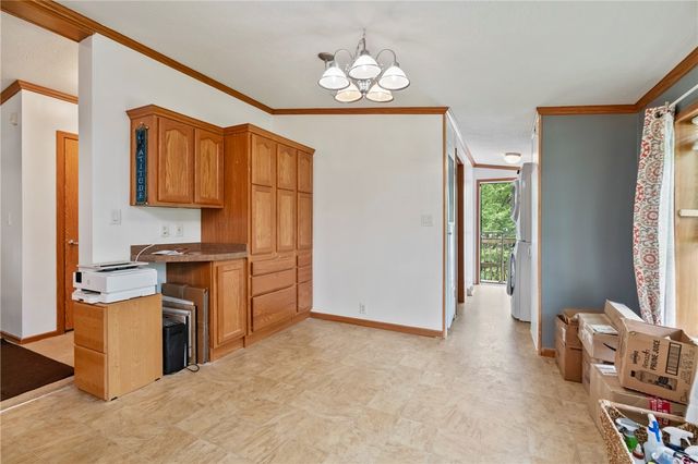 15 Pine Ct, Cranberry Twp, PA 16066