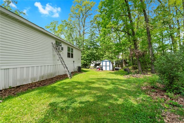 15 Pine Ct, Cranberry Twp, PA 16066