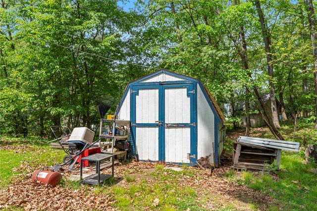 15 Pine Ct, Cranberry Twp, PA 16066