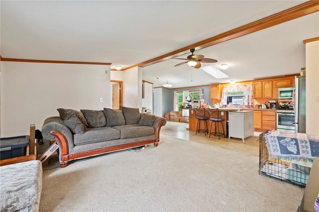 15 Pine Ct, Cranberry Twp, PA 16066