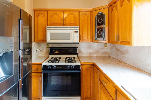 11312 SW 67th Ter, Miami, FL 33173