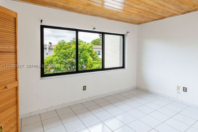 11312 SW 67th Ter, Miami, FL 33173