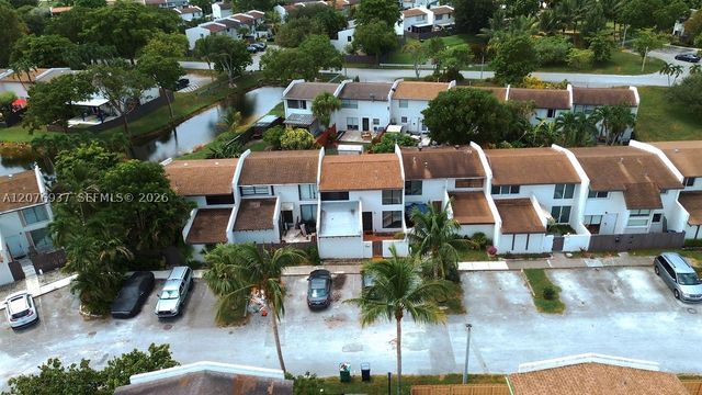 11312 SW 67th Ter, Miami, FL 33173