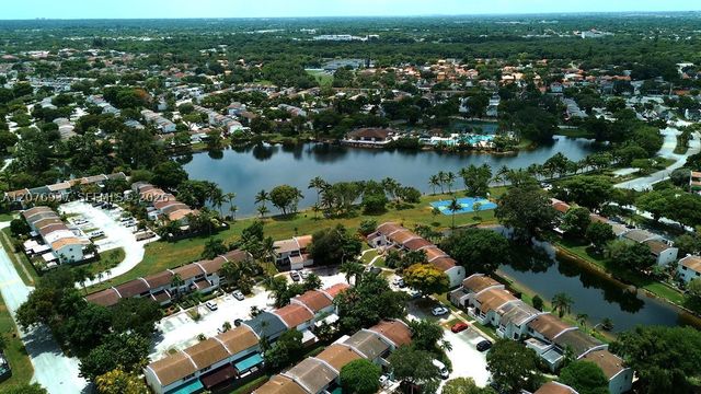 11312 SW 67th Ter, Miami, FL 33173
