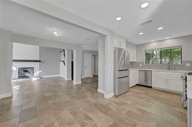 5253 Drifting Sands Court, Las Vegas, NV 89149